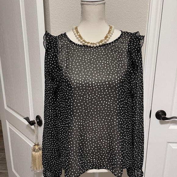 NWOT- Cabi- SET Sinatra Blouse (Medium #3956) and Sinatra Skirt (Size 8 #4024) - Picture 13 of 16